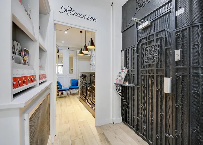 Hotel Riviera Elysees Paris